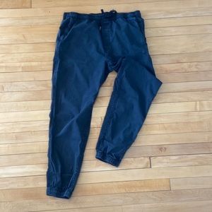 NWOT American Eagle joggers